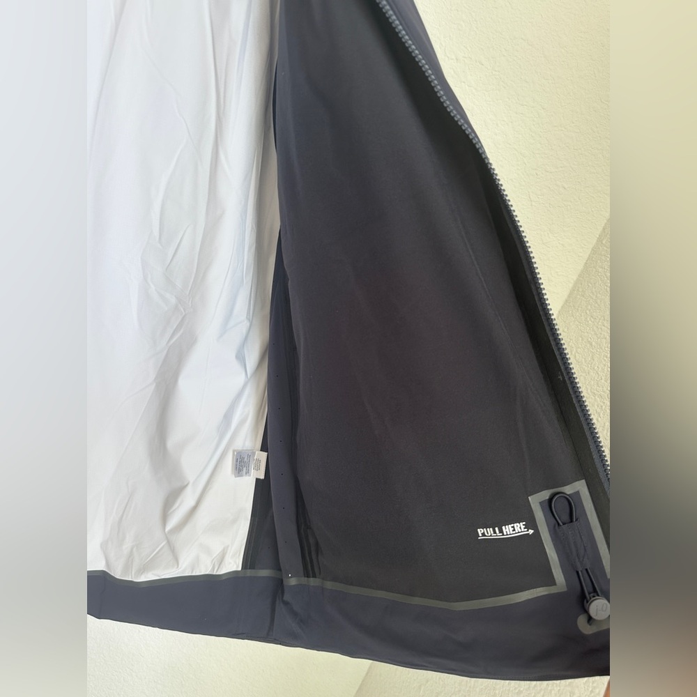 NWT Johnnie-Oโ Performance Mens Folsom Rain Jacket Navy XL retails $398 hooded - Picture 10 of 17